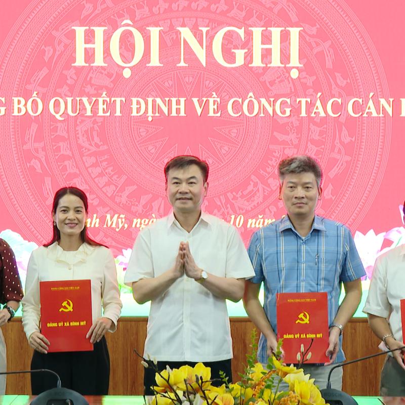 Đảng bộ xã Bình Mỹ công bố quyết định về công tác cán bộ