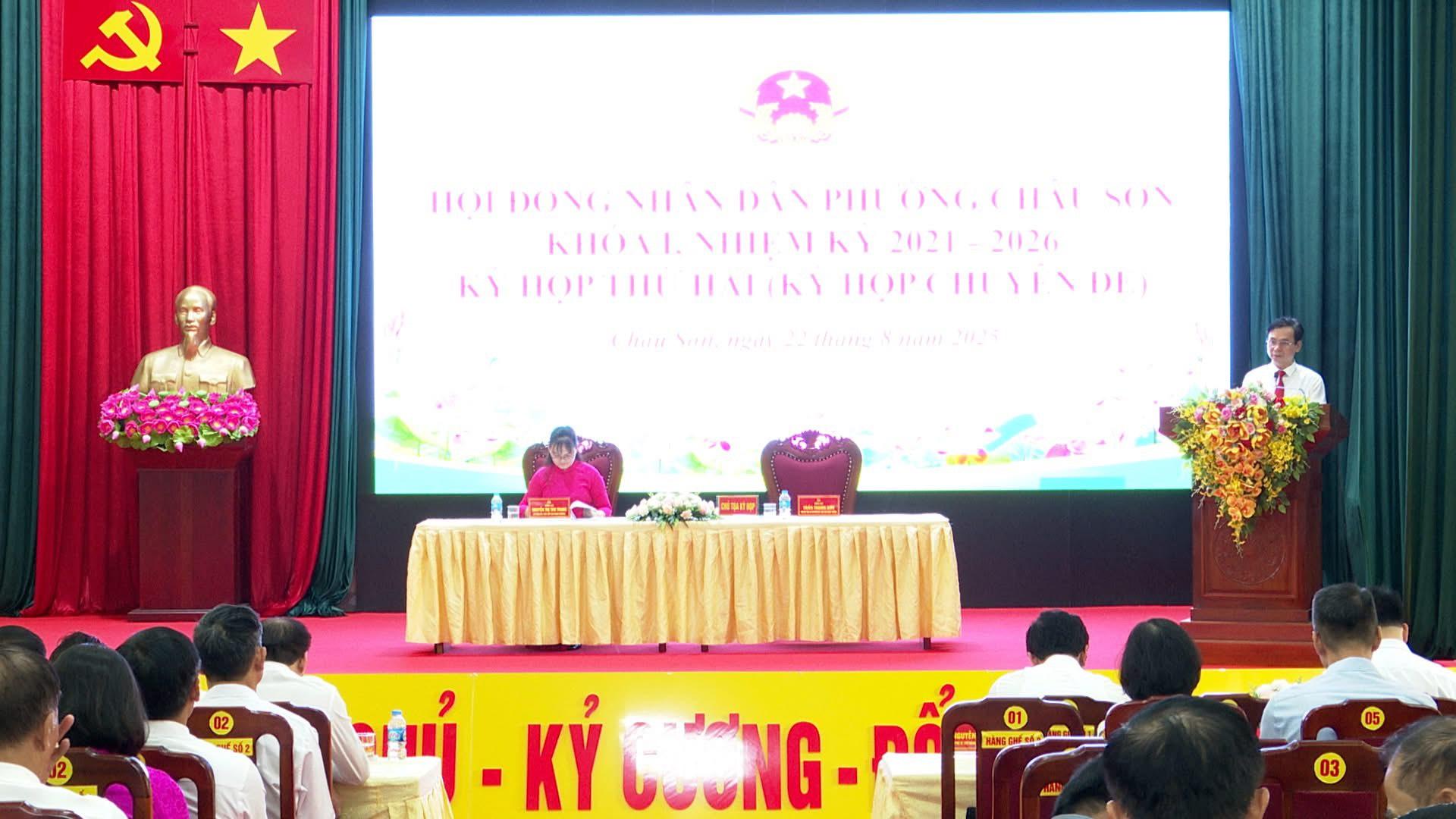 Sáng ngày 22/8, HĐND phường Châu Sơn khóa I, nhiệm kỳ 2021- 2026 tổ chức kỳ họp thứ 2 (Kỳ họp chuyên đề).
