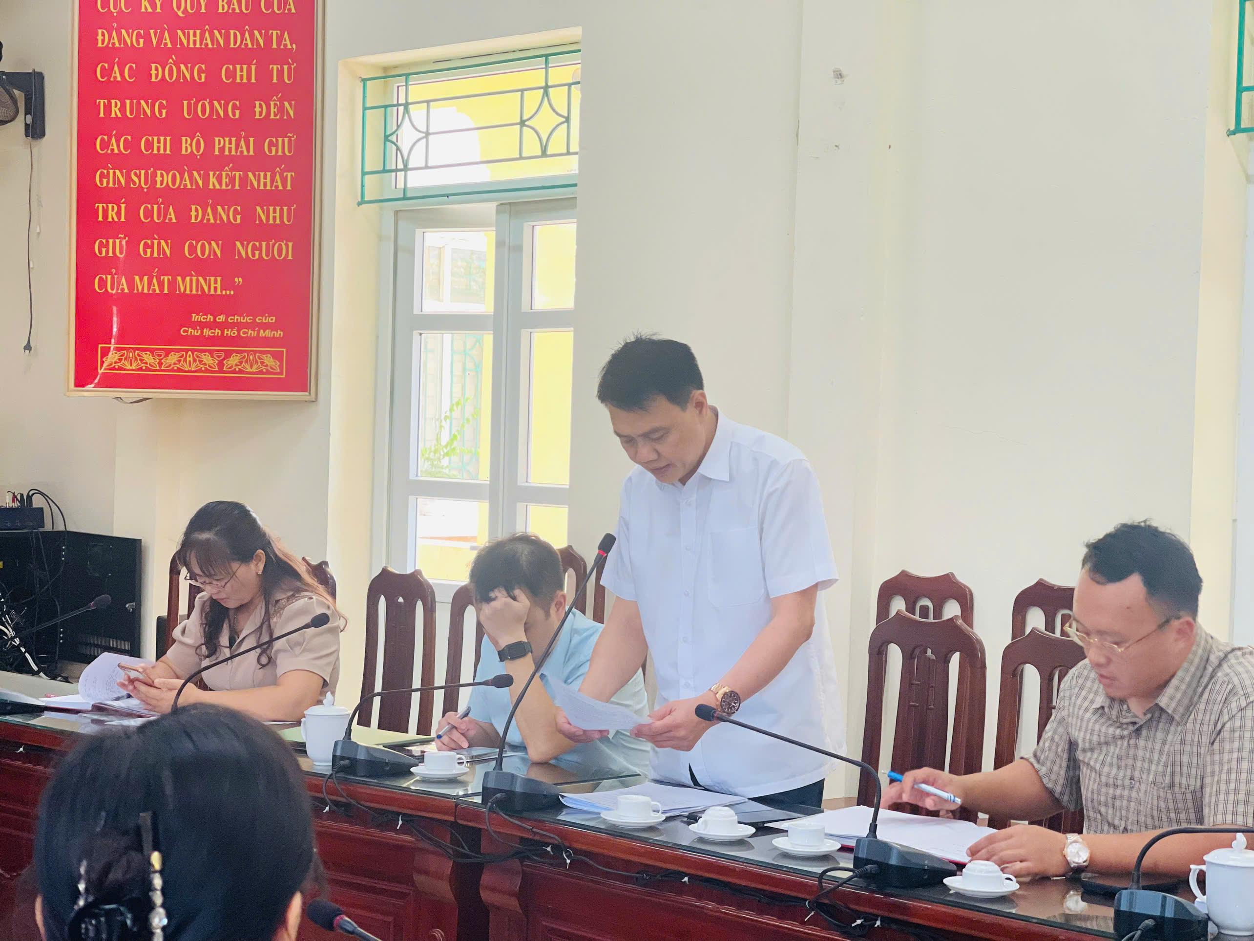 Hội nghị họp Tiểu Ban Văn kiện phục vụ Đại hội đại biểu Đảng bộ phường Châu Sơn