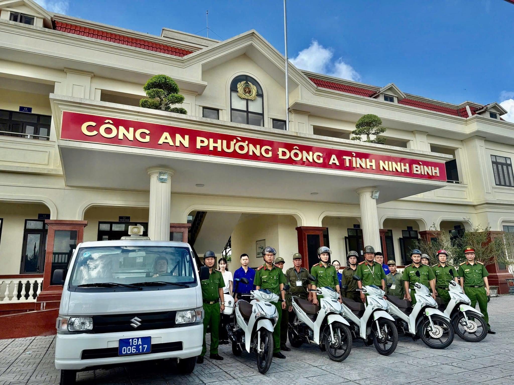 Công an phường Đông A ra quân đảm bảo TTATGT, trật tự công cộng phục vụ Đại hội đại biểu phường Đông A lần thứ I, nhiệm kỳ 2025-2030