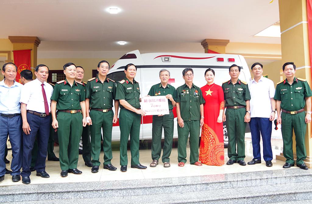 i-t-ng-nguy-n-t-n-c-ng-trao-xe-1753092264505.jpg