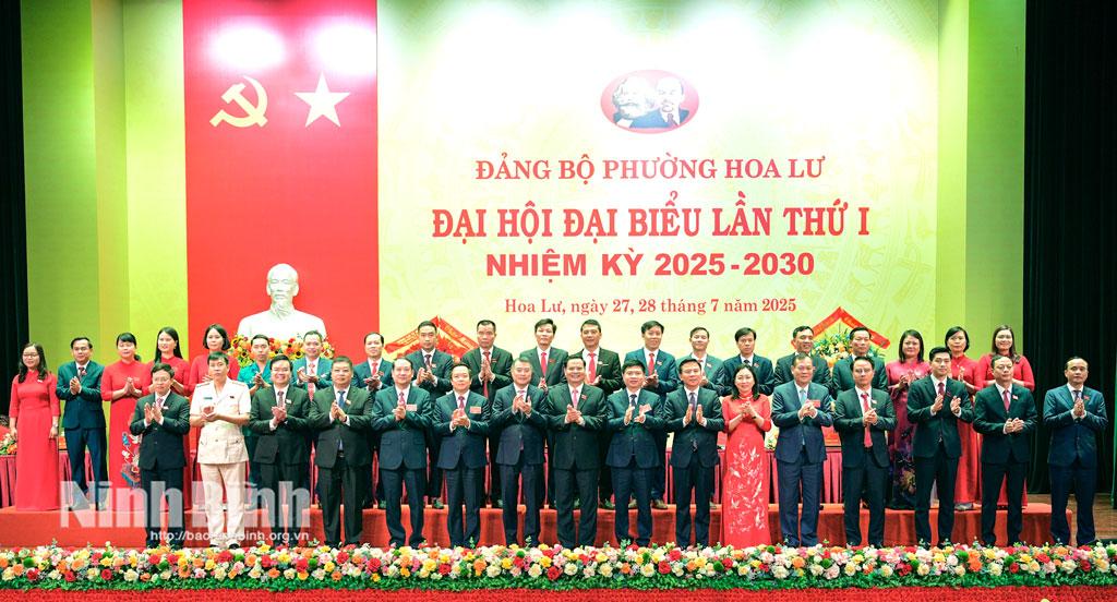 Đảng bộ phường Hoa Lư long trọng tổ chức Đại hội Đại biểu lần thứ I, nhiệm kỳ 2025 - 2030