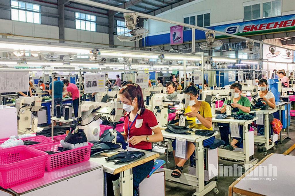 Phát triển cụm công nghiệp xanh, thông minh: Vệ tinh chiến lược cho công nghiệp vùng