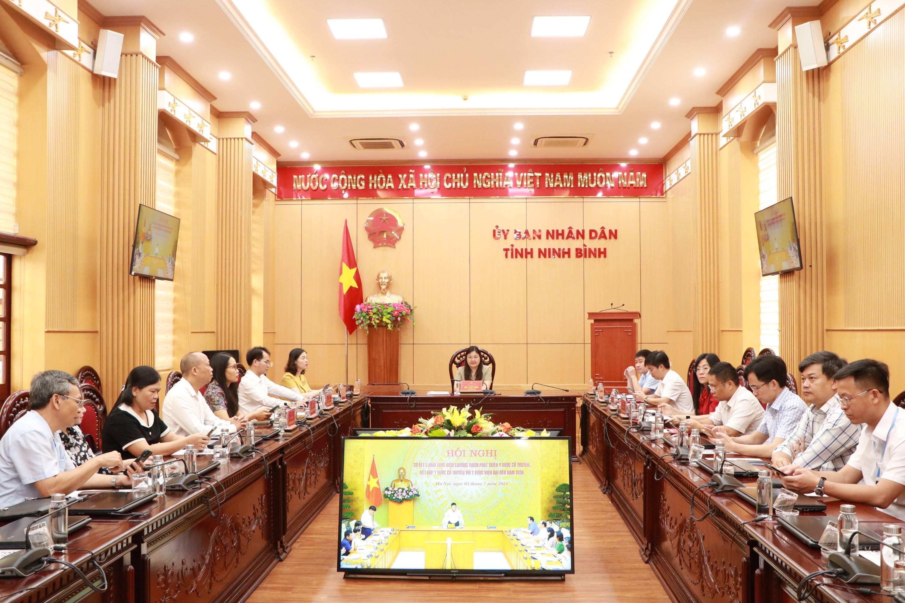 Hội nghị trực tuyến sơ kết 5 năm thực hiện Chương trình phát triển y dược cổ truyền, kết hợp y dược cổ truyền với y học hiện đại