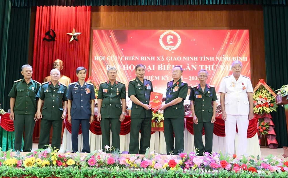 a-ccb-12.jpg