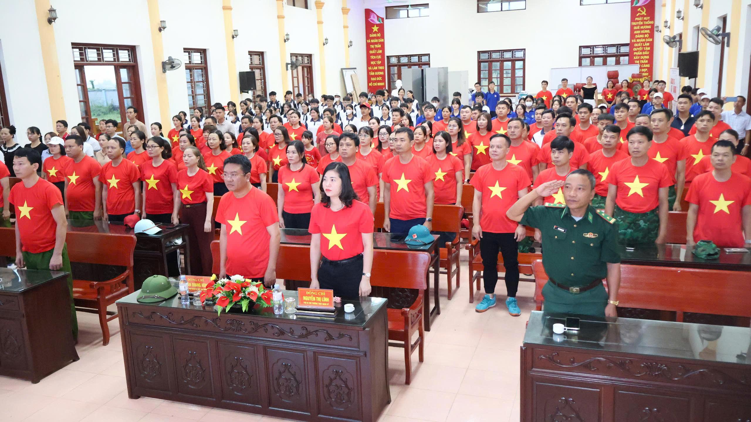 UBND xã Giao Ninh tỉnh Ninh Bình tổ chức Lễ phát động Chương trình " Cùng Việt Nam tiến bước”