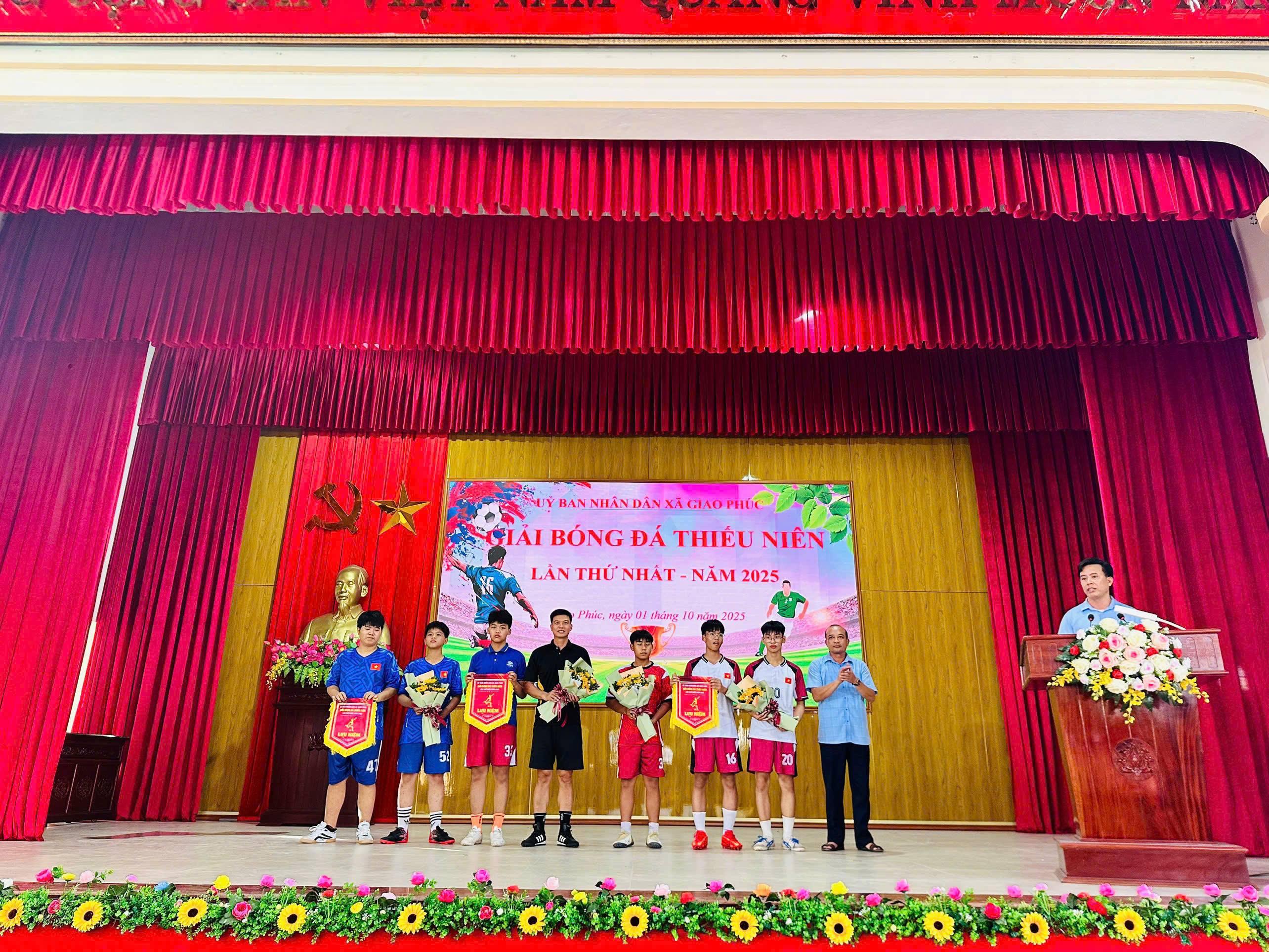 z7078534008364_73eb0707f0bd84b2e2a3c5354d7d2883