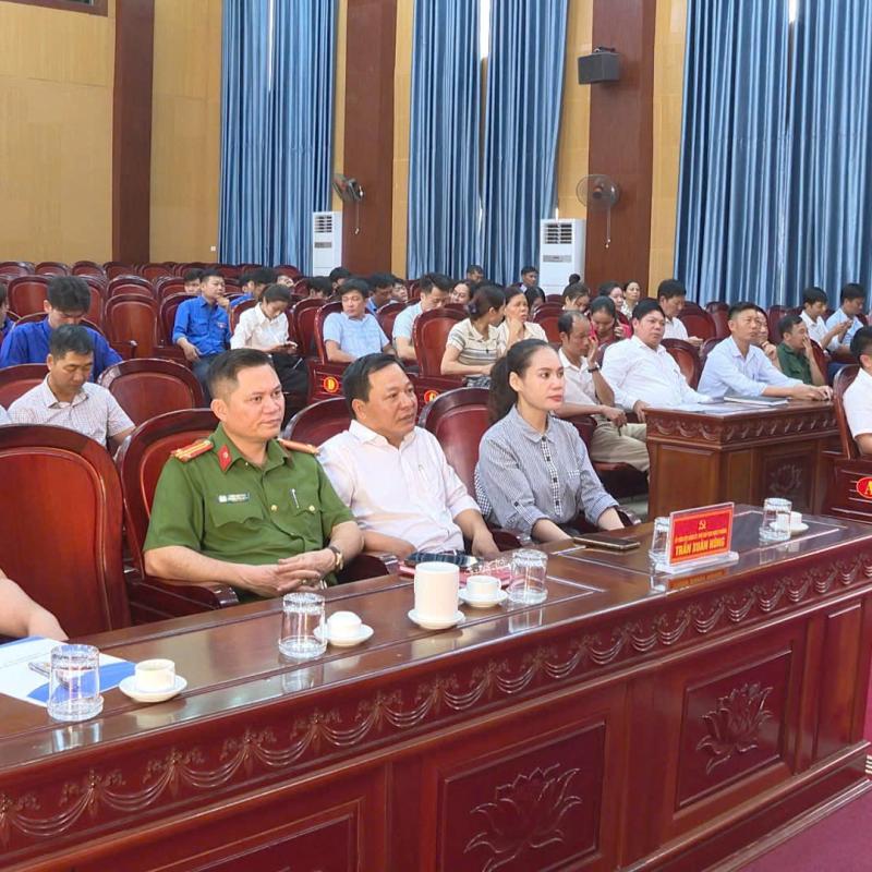 Phường Hà Nam tổ chức hội nghị triển khai các hoạt động hưởng ứng ngày chuyển đổi số quốc gia 10/10/2025 “Nhanh hơn, hiệu quả hơn, gần dân hơn”.