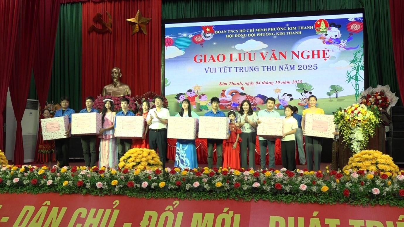 Phường Kim Thanh tổ chức giao lưu văn nghệ vui Tết Trung thu 2025