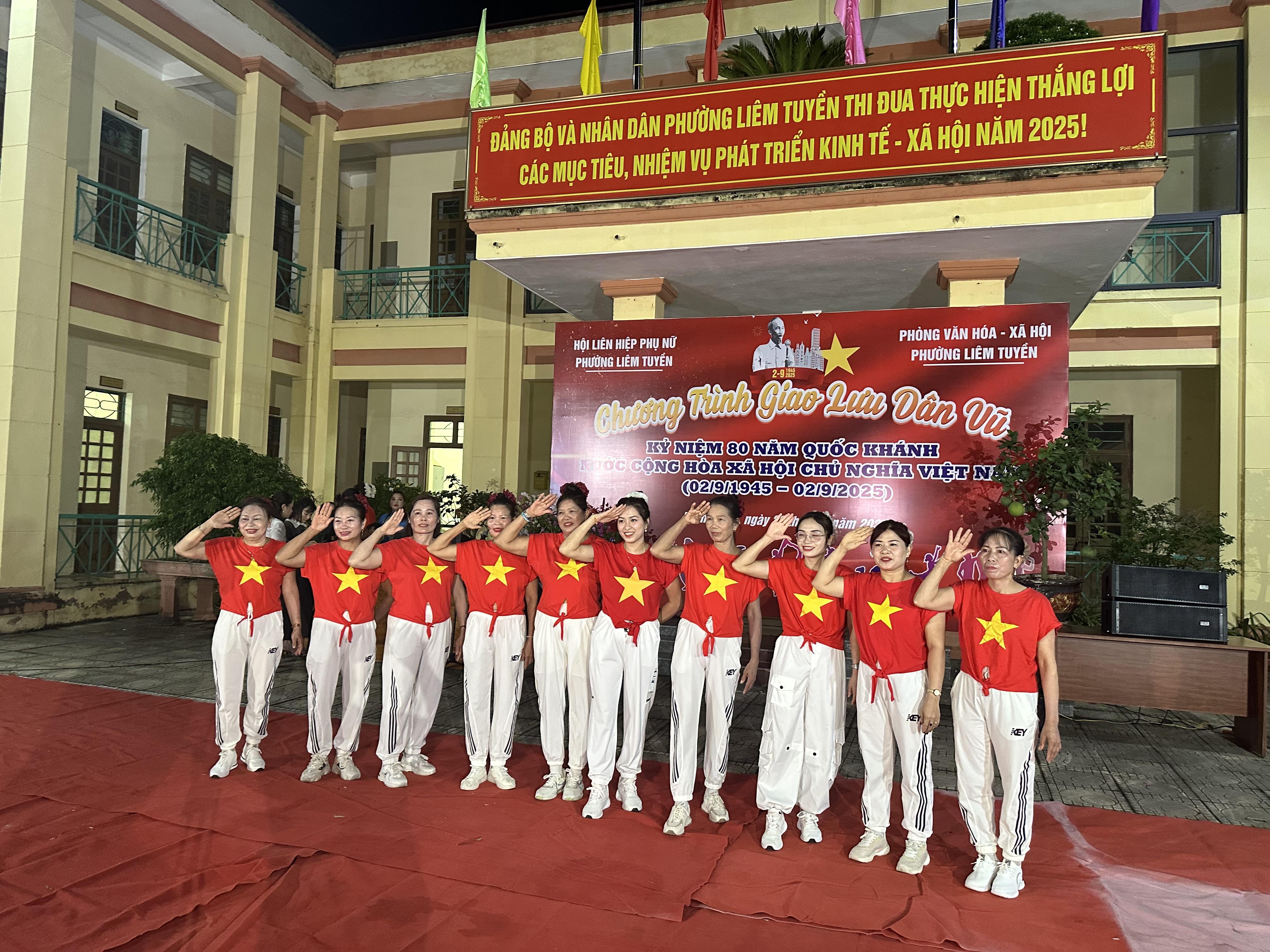 PHƯỜNG LIÊM TUYỀN TỔ CHỨC CHƯƠNG TRÌNH GIAO LƯU DÂN VŨ KỶ NIỆM 80 NĂM QUỐC KHÁNH 2/9