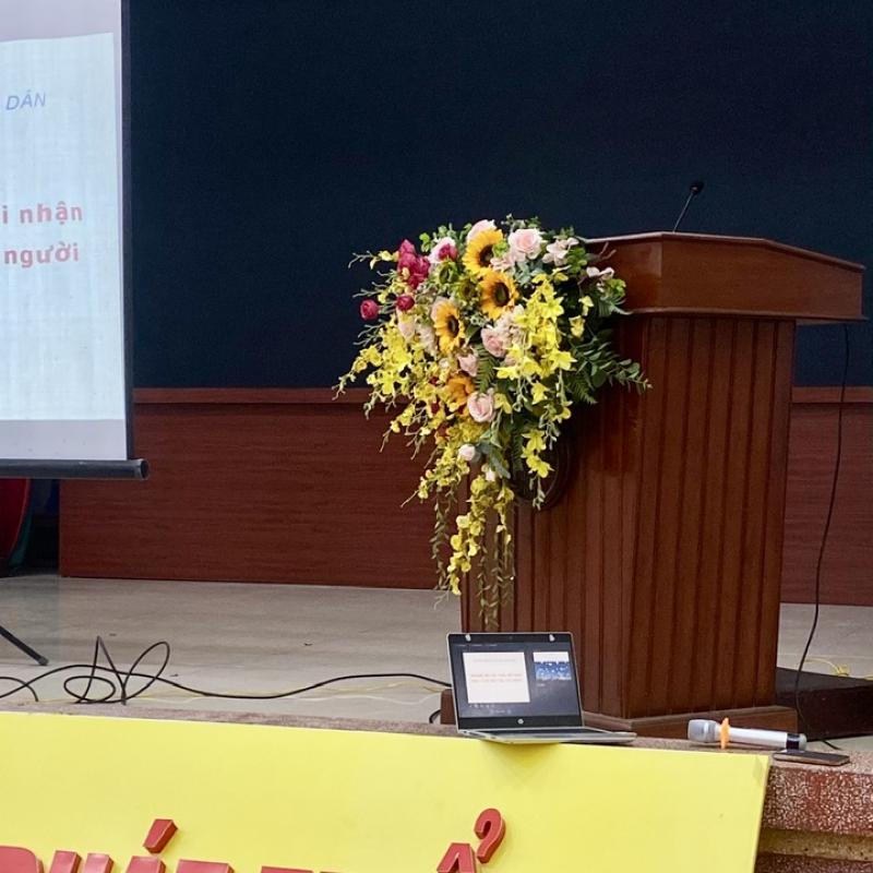 UBND xã Liên Minh tổ chức Hội nghị tập huấn, phổ biến ứng dụng công nghệ thông tin và chuyển đổi số; phát động phong trào “Bình dân học vụ số”; triển khai hoạt động của Tổ Công nghệ số cộng đồng thực hiện phong trào “Bình dân học vụ số” đến năm 2026.