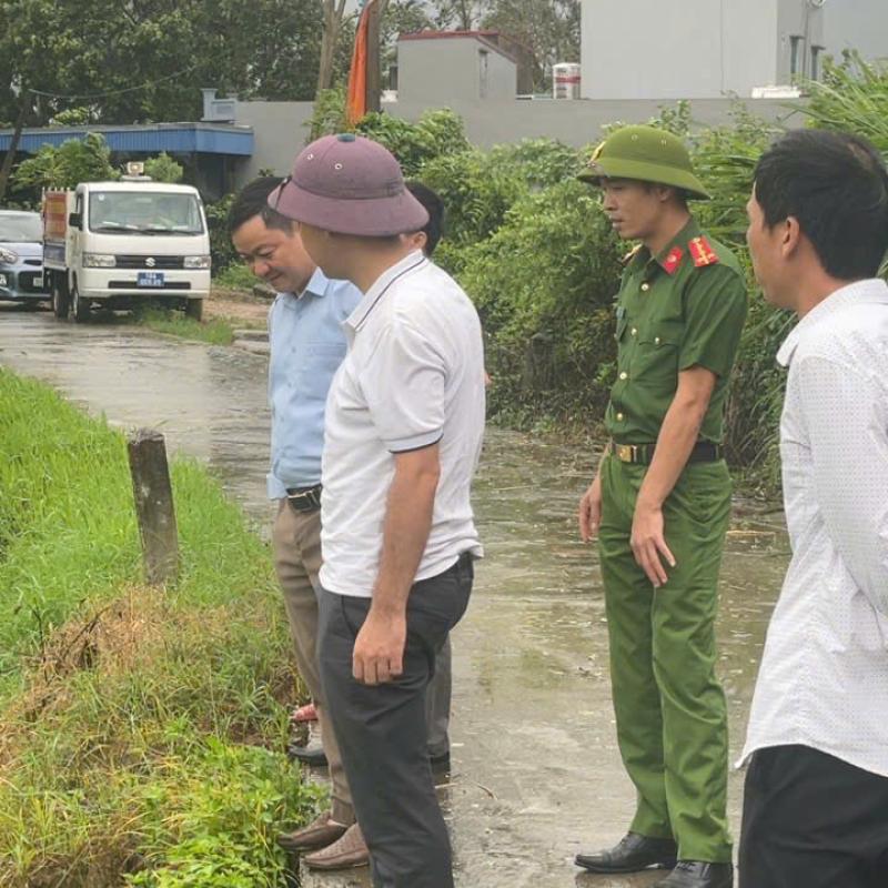 Ban chỉ huy phòng thủ dân sự xã Minh Tân tổ chức kiểm tra công tác phòng, chống, khắc phục hậu quả cơn bão số 10