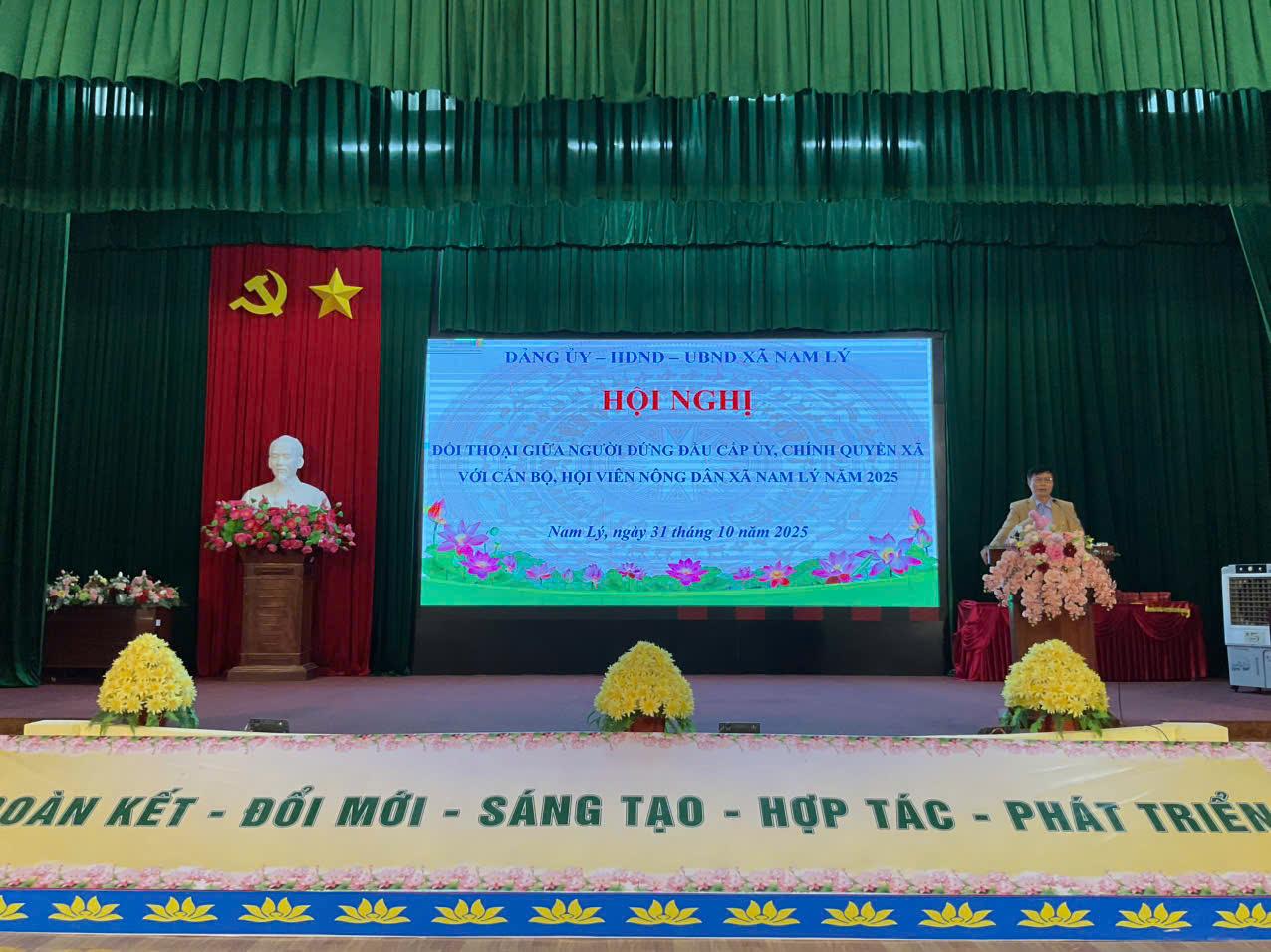 XÃ NAM LÝ TỔ CHỨC HỘI NGHỊ ĐỐI THOẠI GIỮA NGƯỜI ĐỨNG ĐẦU CẤP ỦY, CHÍNH QUYỀN VỚI CÁN BỘ, HỘI VIÊN NÔNG DÂN NĂM 2025