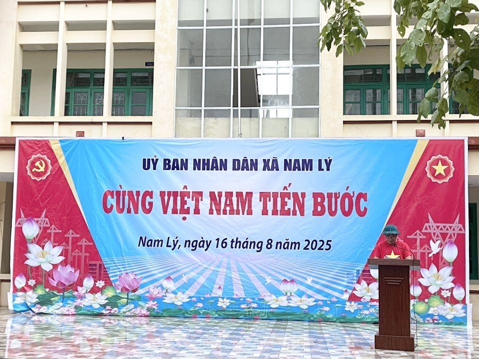 Sáng nay ngày 16/8/2025 tại trường Trung học phổ thông Nam Lý, Ủy ban nhân dân xã Nam Lý đã tổ chức khai mạc chương trình “Cùng Việt Nam tiến bước“,