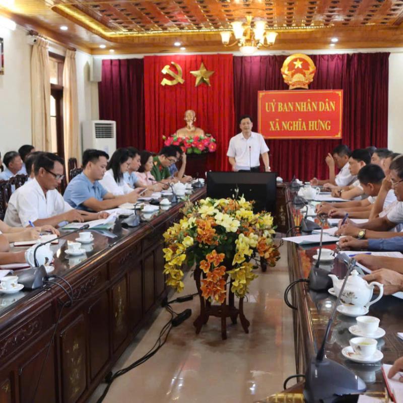 UBND xã tổ chức hội nghị triển khai nhiệm vụ quý IV năm 2025