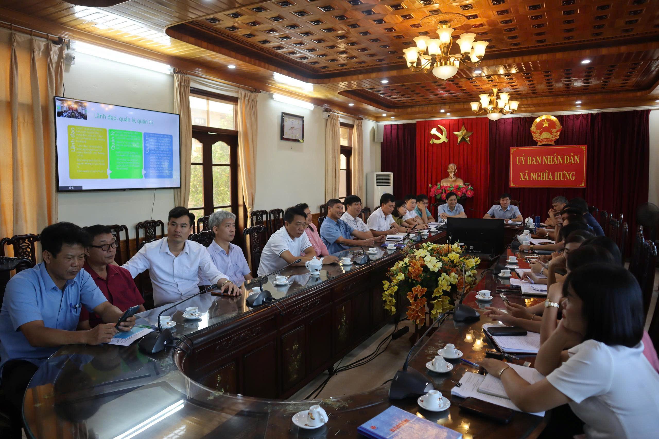 Lễ khai giảng lớp Bồi dưỡng cập nhật kiến thức, kỹ năng đối với cán bộ lãnh đạo, quản lý xã, phường, đặc khu