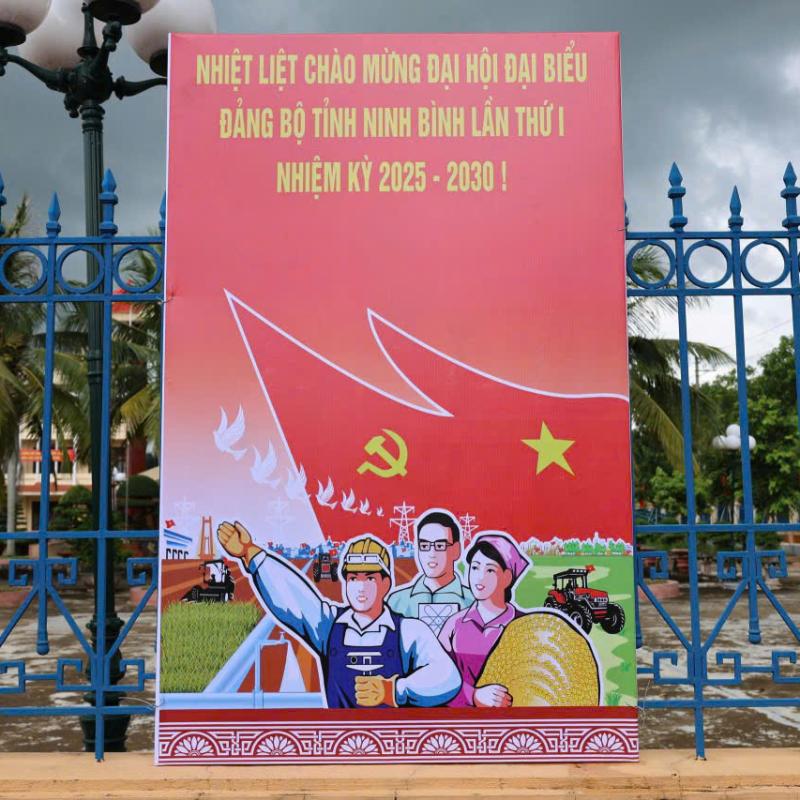Xã Nghĩa Hưng chào mừng Đại hội đại biểu Đảng bộ tỉnh Ninh Bình lần thứ nhất nhiệm kỳ 2025-2030
