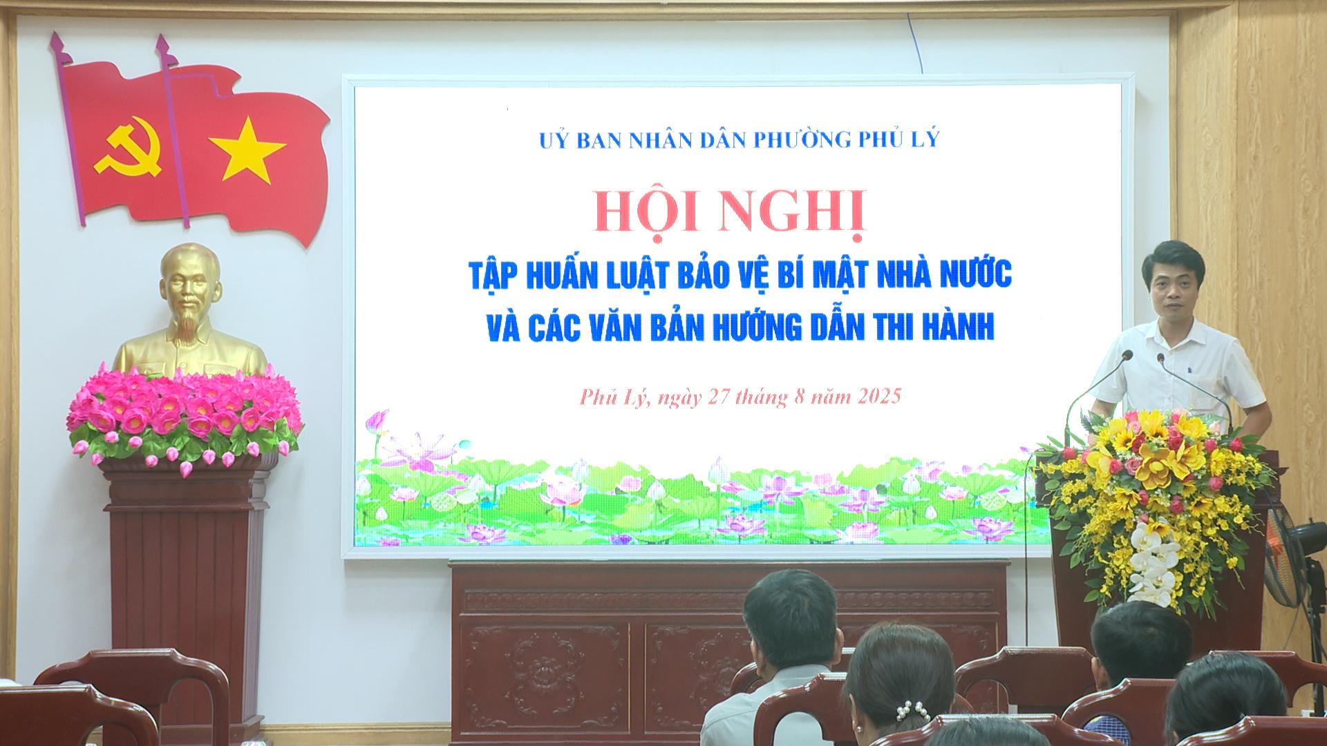 tin00-01-55-00still696.jpg