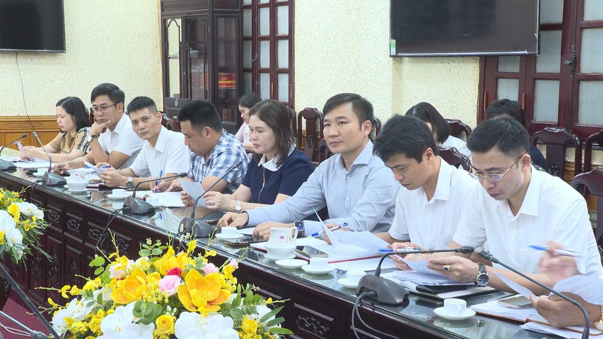quang00-07-41-00still043.jpg