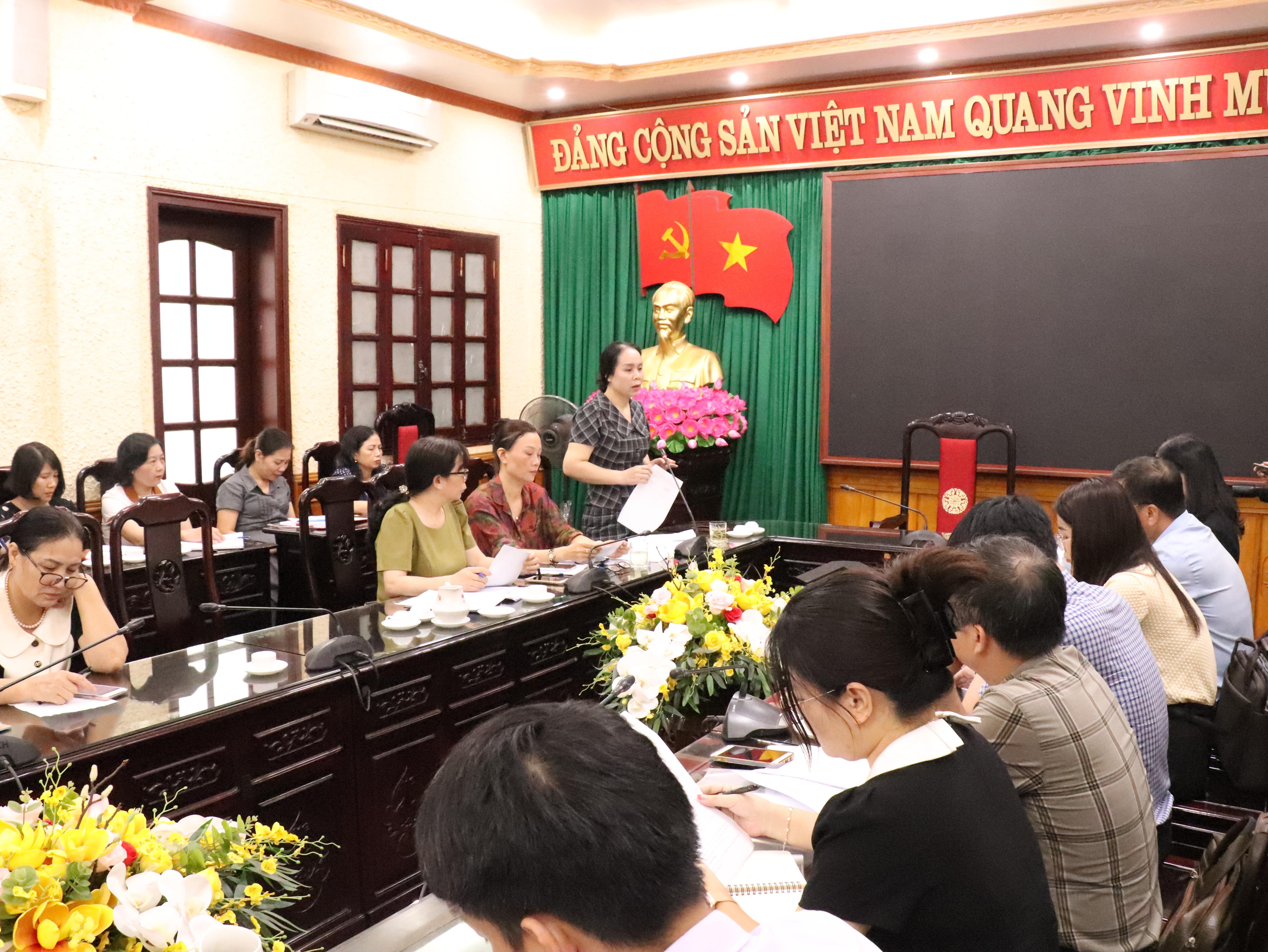 Đoàn công tác của Sở Y tế tỉnh Ninh Bình kiểm tra công tác phòng chống sốt xuất huyết tại phường Phủ Lý