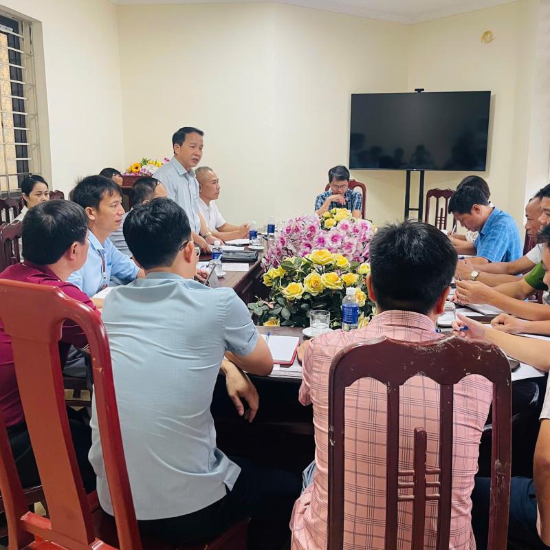 UBND phường Phù Vân tổ chức hội nghị giải tỏa và kết hợp bảo vệ thi công dự án Đông đường Lê Chân và Tây Phù Vân.