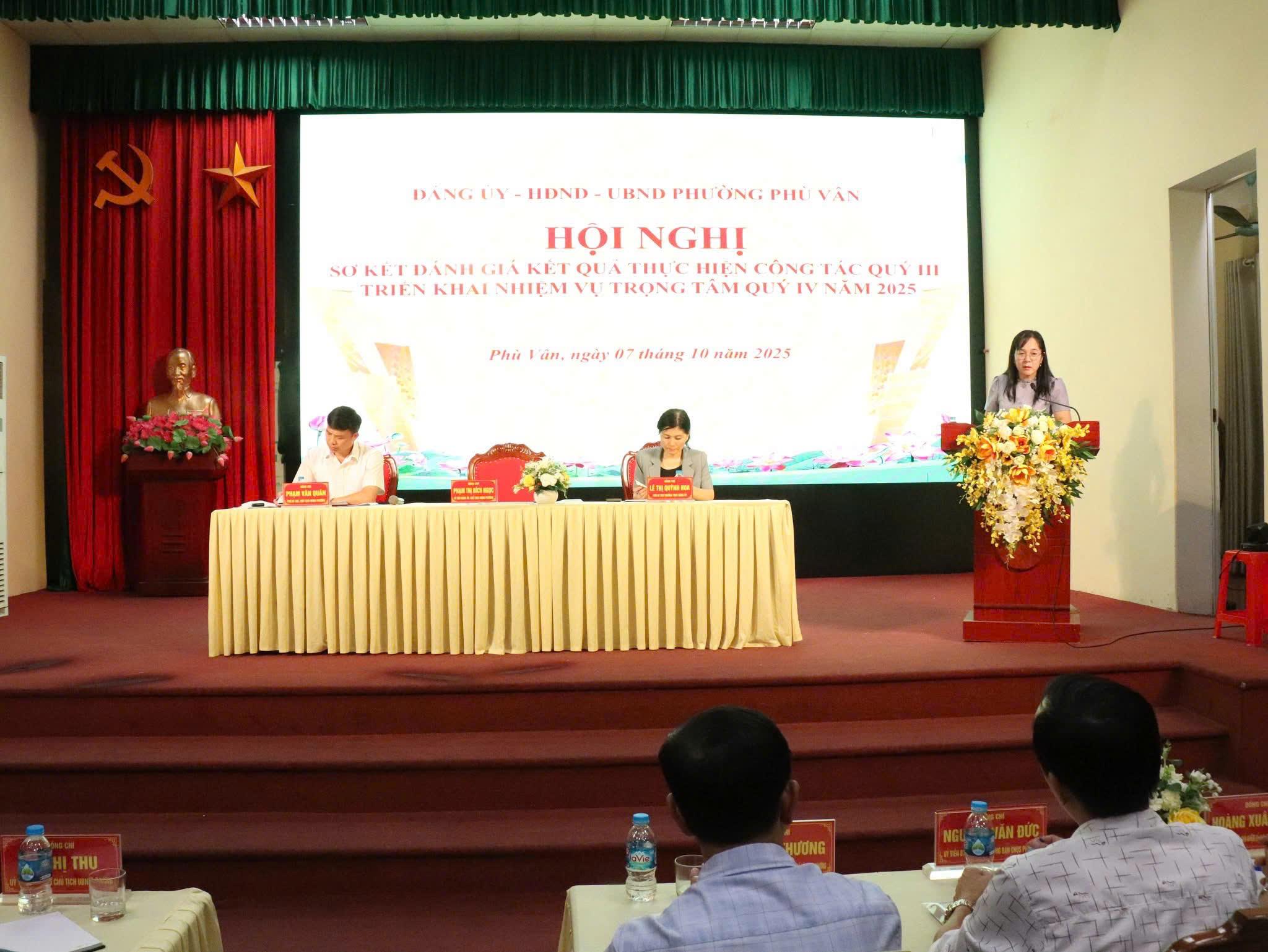 Đảng ủy – HĐND -UBND phường Phù Vân tổ chức hội nghị sơ kết đánh giá kết quả thực hiện công tác quý III, triển khai nhiệm vụ trọng tâm quý IV năm 2025.