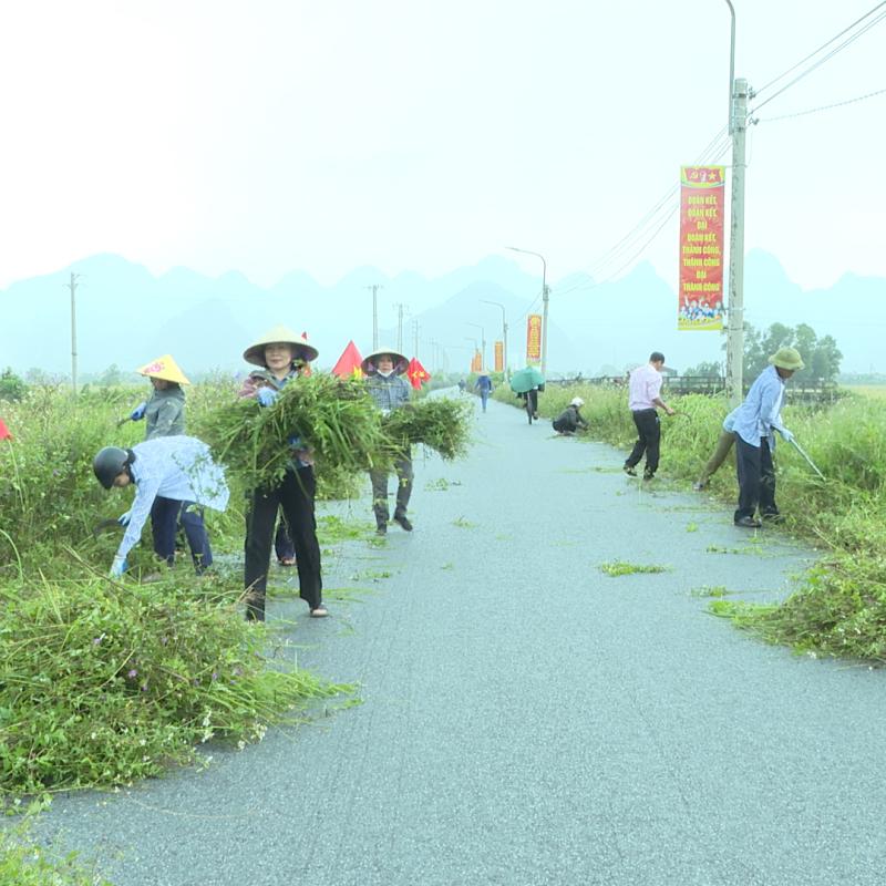 Tân Thanh: ra quân tổng vệ sinh môi trường chào mừng Đại hội MTTQ xã và các đoàn thể