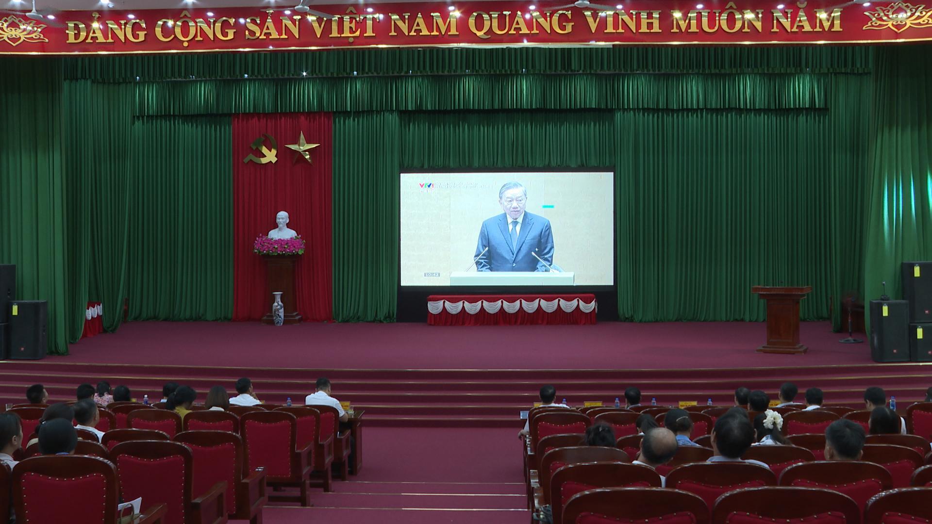 Tân Thanh: Tham gia Hội nghị toàn quốc quán triệt, triển khai thực hiện 4 Nghị quyết của Bộ Chính trị.