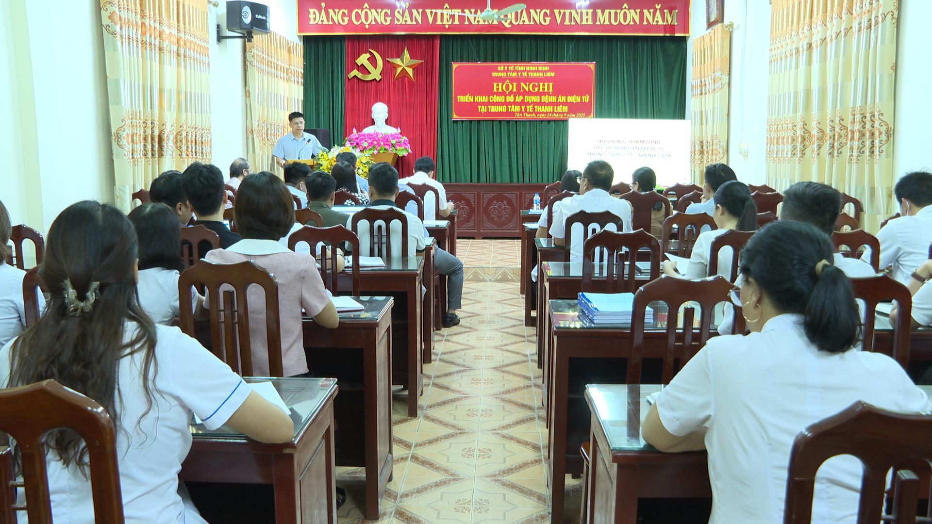 TT Y tế Thanh Liêm Công bố triển khai áp dụng bệnh án điện tử.