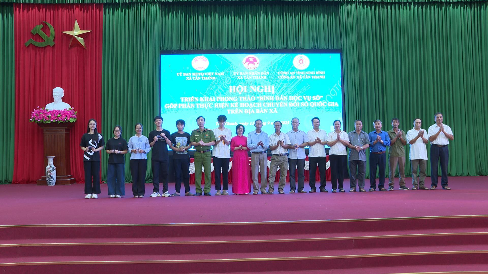 Tân Thanh: Triển khai phong trào Bình dân học vụ số.