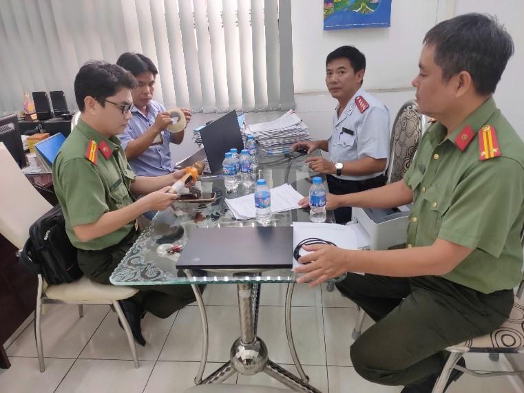 Tuyên truyền không sản xuất, nhập khẩu, kinh doanh, sử dụng micro không dây không đúng quy định trên địa bàn tỉnh