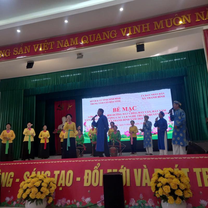 Bế mạc Lớp tập huấn, bồi dưỡng hát Chèo, hát Văn, hát Xẩm,  nâng cao hoạt động các CLB nghệ thuật truyền thống  xã Thanh Bình năm 2025