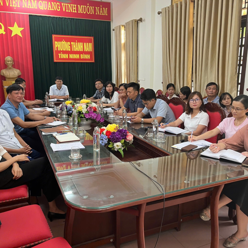 UBND phường Thành Nam tham dự Hội nghị trực tuyến do Bộ Tài chính tổ chức hướng dẫn triển khai các công việc liên quan đến lĩnh vực tài chính - ngân sách khi thực hiện tổ chức chính quyền địa phương hai cấp đối với cấp xã.
