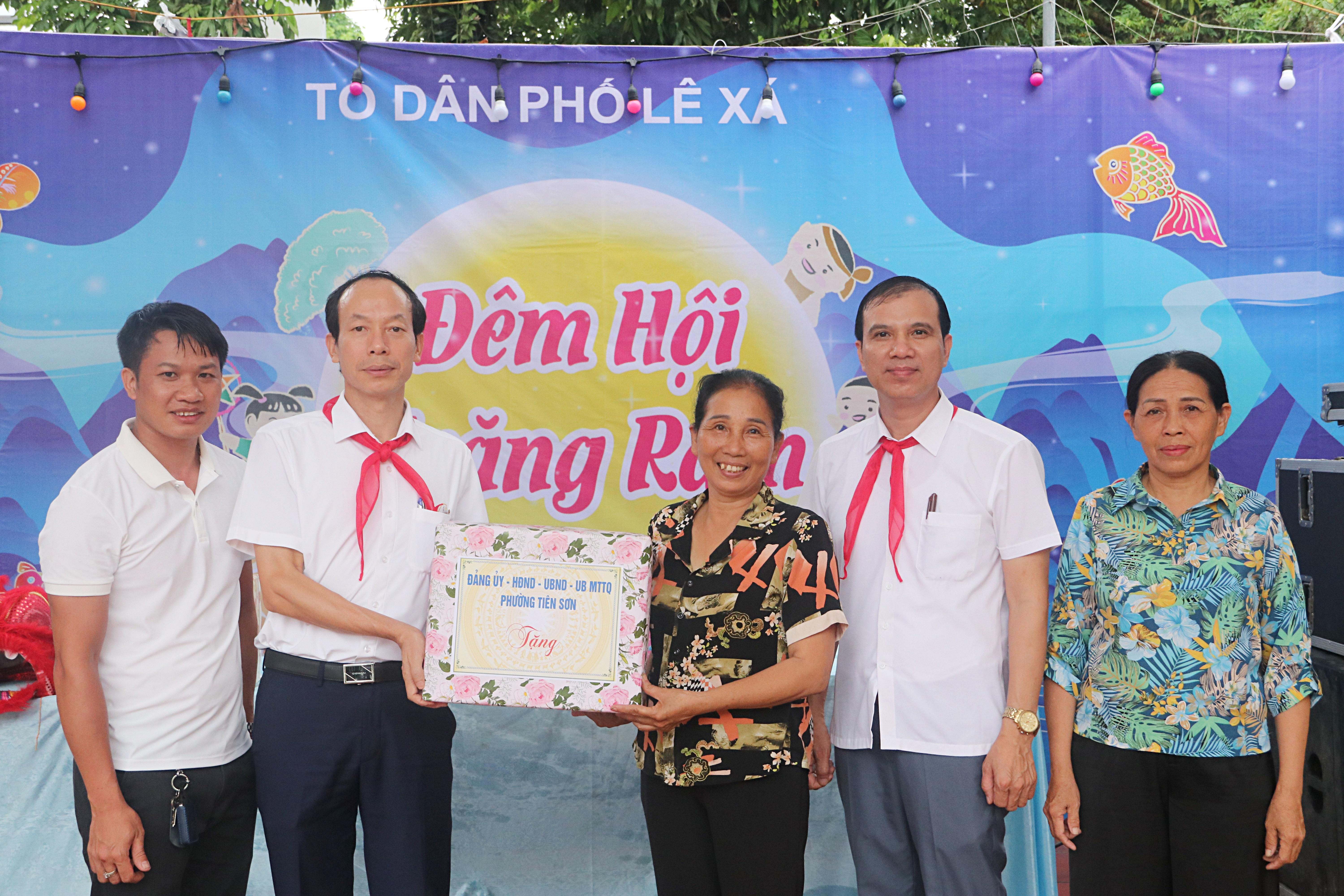 pct-le-xa.jpg