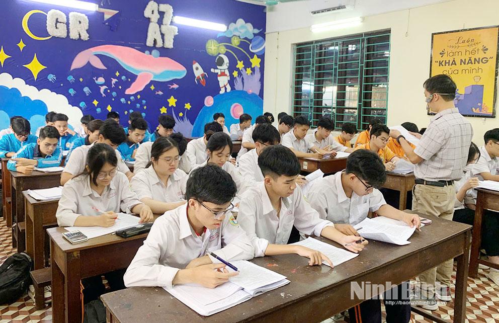 UBND tỉnh Ninh Bình ban hành quy định quản lý dạy thêm, học thêm