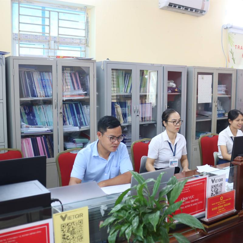 XÃ VẠN THẮNG SÔI NỔI HƯỞNG ỨNG NGÀY CHUYỂN ĐỔI SỐ QUỐC GIA 10/10